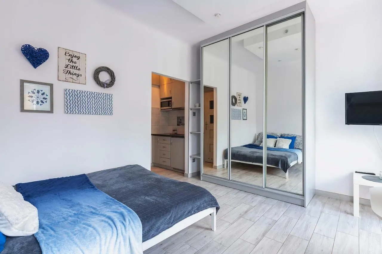 Apartamento Emilii Plater 12 Prywatne Mieszkanie Z Balkonem 400 M Od Dworca Centralnego Samodzielne Zameldowanie! Self Check-In System! Varsovia Polonia
